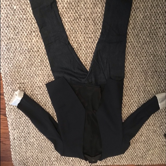 Theory collarless  blazer - Picture 2 of 4